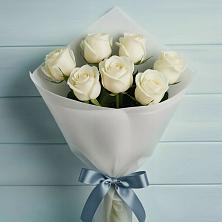 Букет 7 Белых роз Эдлесс Лав в Подгоренском