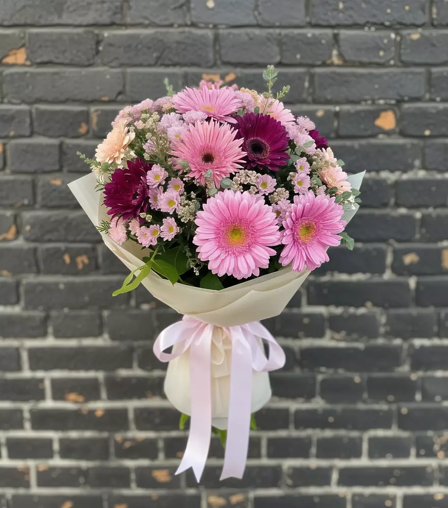 Букет цветов из: Герберы и Хризантемы в Подгоренском