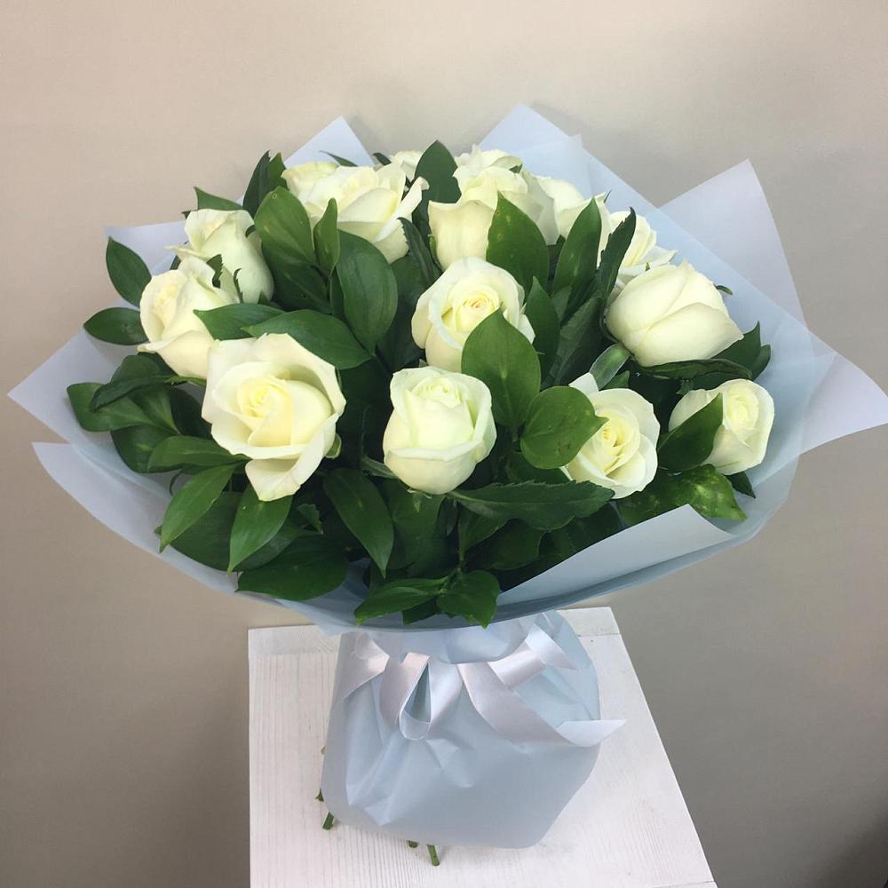 Букет 15 Белых роз Проуд в Подгоренском