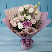 Букет цветов из:  Розы и Лизиантусы в Подгоренском