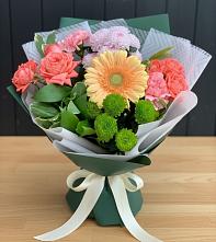 Букет цветов из:  Гвоздики, Розы, Герберы и Хризантемы #REPLACE_PRED# Подгоренском