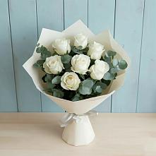 Букет Белые розы в Эвкалипте в Подгоренском