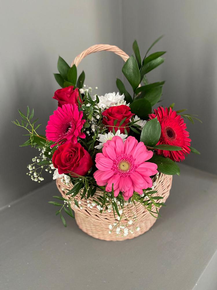 Цветочная композиция из Розы, Хризантемы и Герберы в корзине в Подгоренском