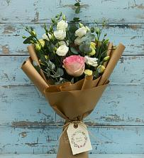 Букет цветов из:  Розы и Лизиантусы в Подгоренском