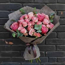 Букет цветов из:  Розы #REPLACE_PRED# Подгоренском